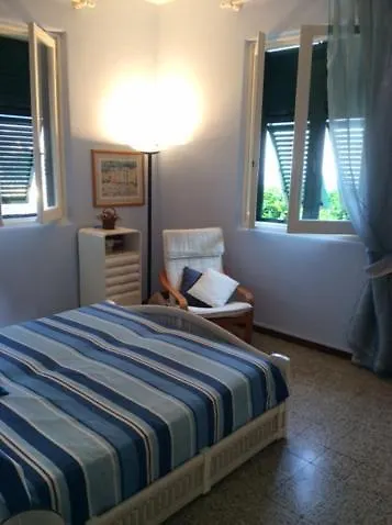 Villa Maria: Aria Di Mare Recco 0*,  Italy